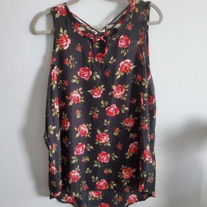 Warehouse One 1X Floral Black Tank Top w/ Scoop Hem